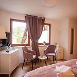 Apartone Land-hotel Hotel *