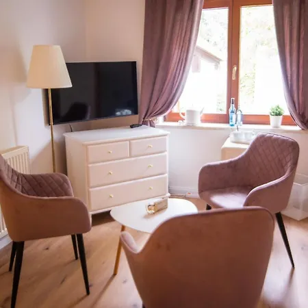 Apartone Land-hotel *