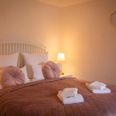 Apartone Land-hotel