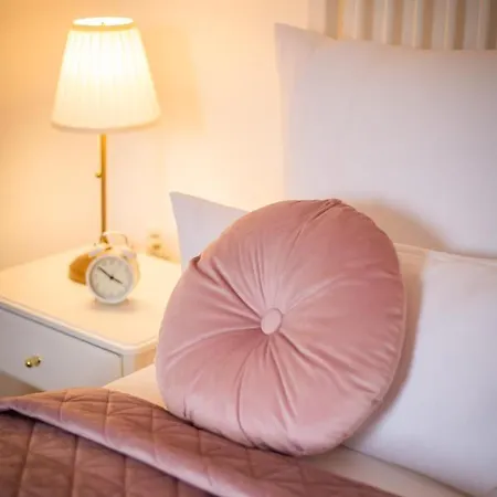 Apartone Land-hotel Отель *