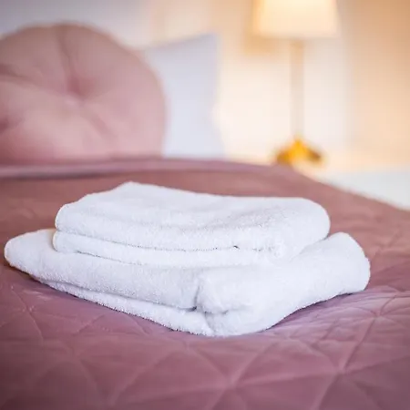 Apartone Land-hotel