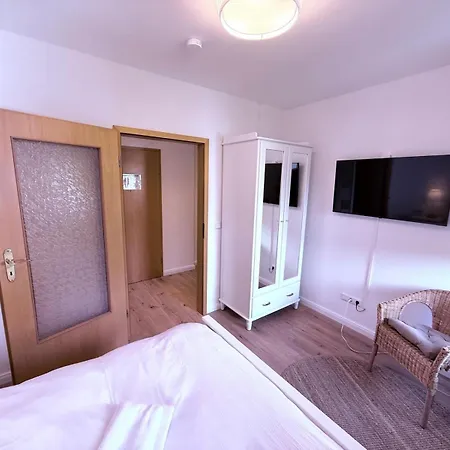 Hotel Apartone Land-hotel *