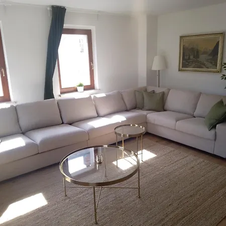 Apartone Land-hotel Hotel *